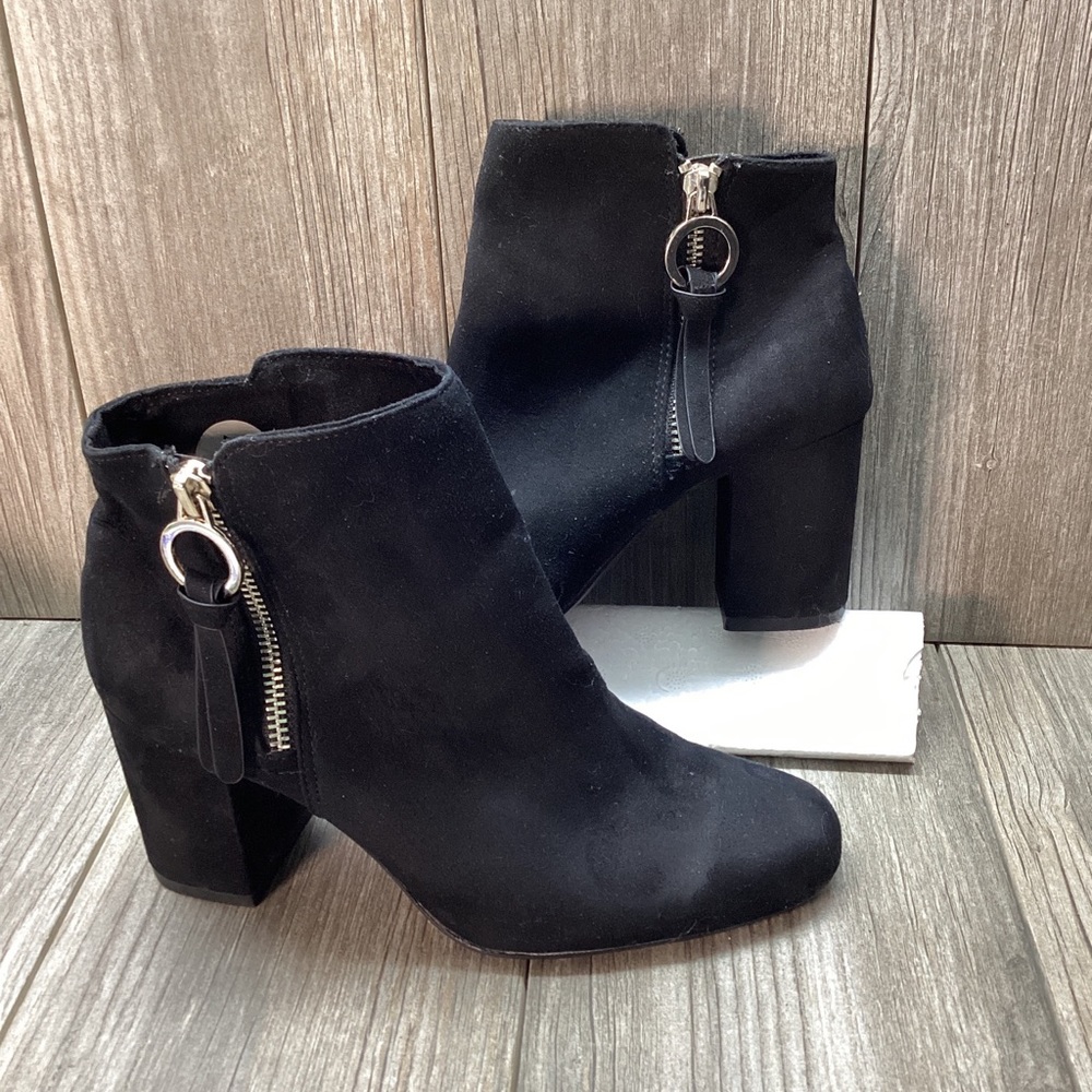 Bershka Booties Heeled Ankle Boots Zippered SIZE 6.5 Faux Suede Black Women’s - Picture 1 of 16